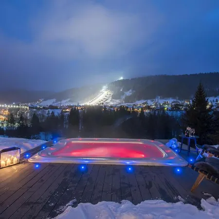Διαμέρισμα Mountain Majesty Awaits: Luxe Living In Ζερμάτ